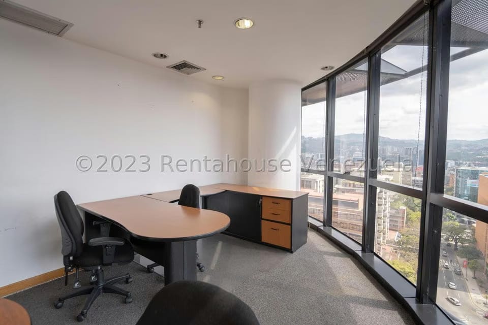 Comercial (Oficina) en Venta en Campo Alegre, Distrito Metropolitano - 2