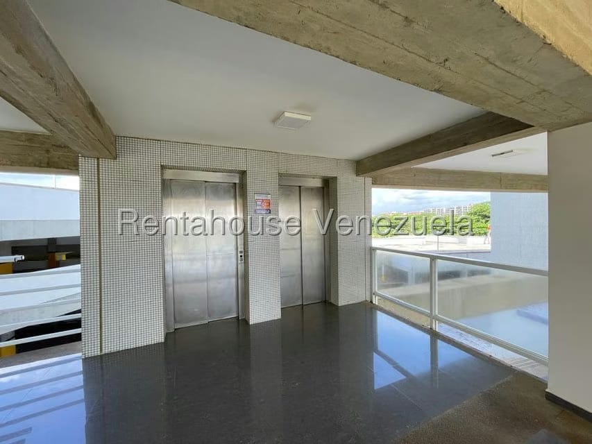 Apartamento (1 Nivel) en Venta en Agua Sal, Miranda - 13