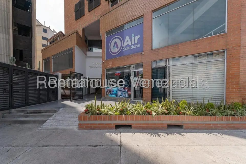 Comercial (Local Comercial) en Venta en El Rosal, Distrito Metropolitano - 18