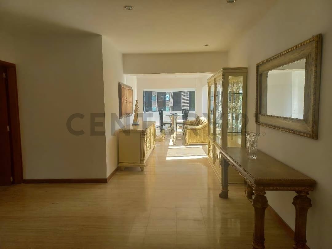 Apartamento en alquiler en el Solar del Hatillo - 2