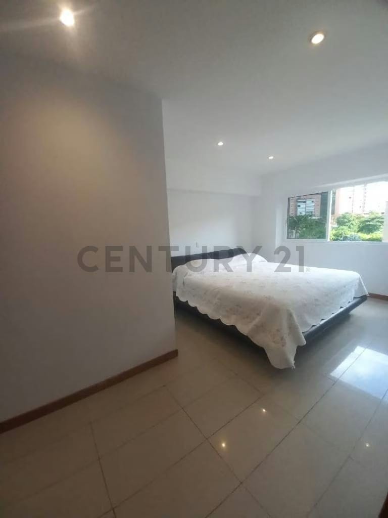 Apartamento en alquiler en el Solar del Hatillo - 13