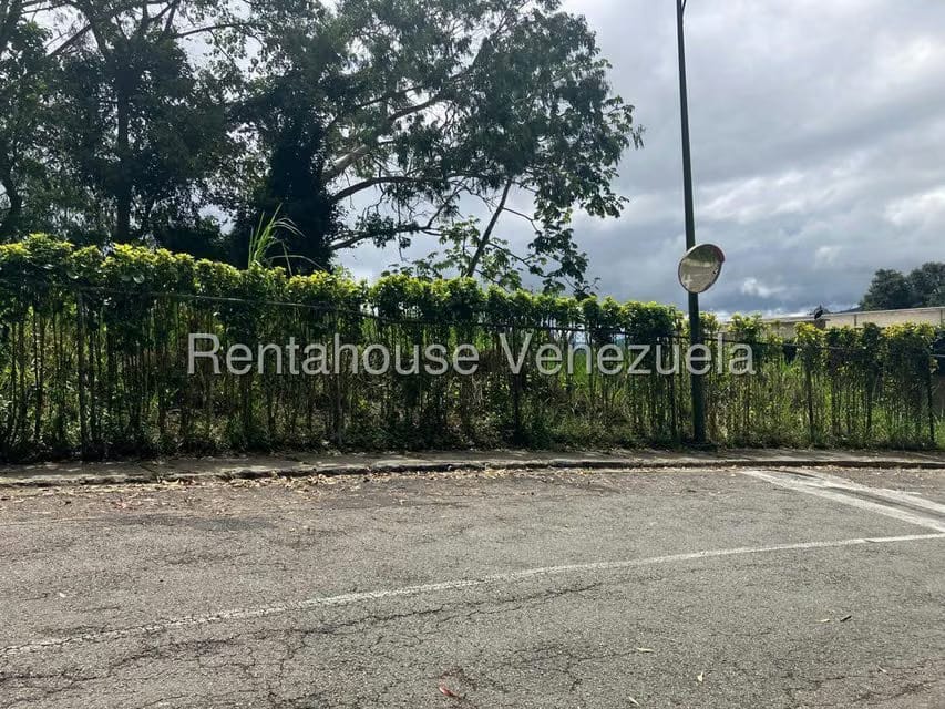 Terreno (Residencial) en Venta en La Lagunita Country Club, Distrito Metropolitano - 3