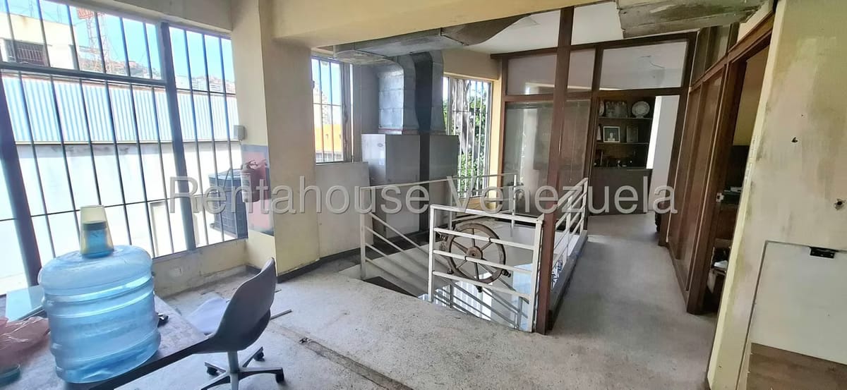 Comercial (Local Comercial) en Venta en Quinta Crespo, Distrito Metropolitano - 16
