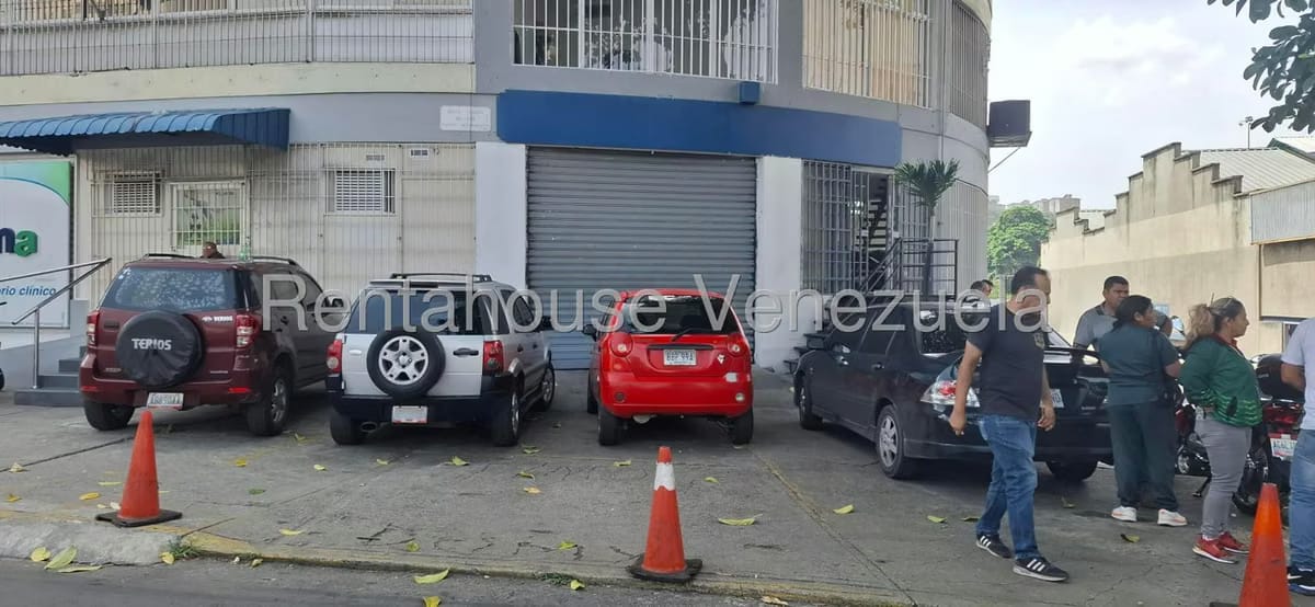 Comercial (Local Comercial) en Venta en Quinta Crespo, Distrito Metropolitano - 4