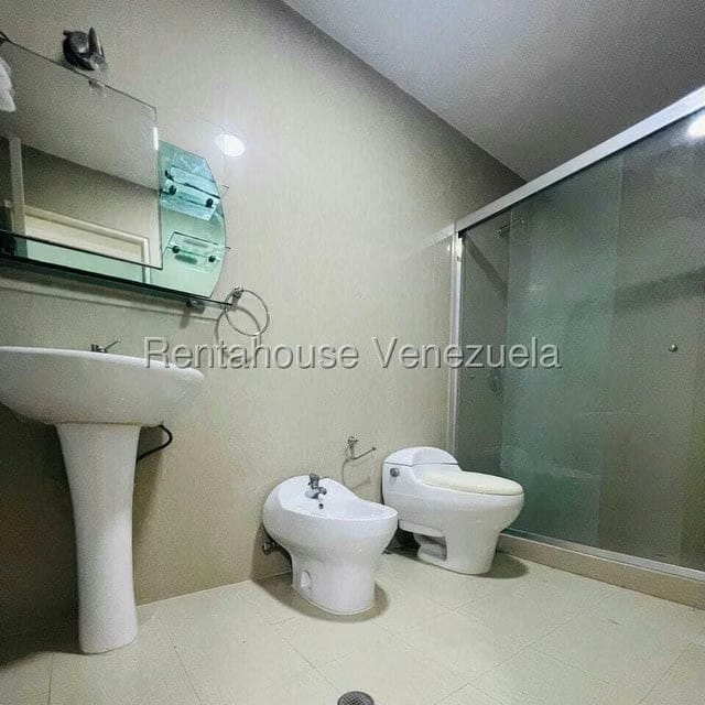 Apartamento (1 Nivel) en Alquiler en Ciudad Jardin Manongo, Carabobo - 22