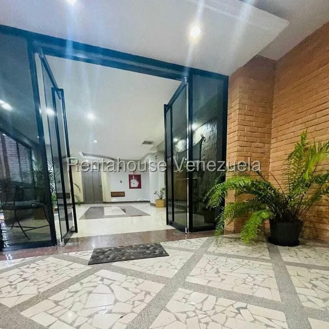 Apartamento (1 Nivel) en Alquiler en Ciudad Jardin Manongo, Carabobo - 4