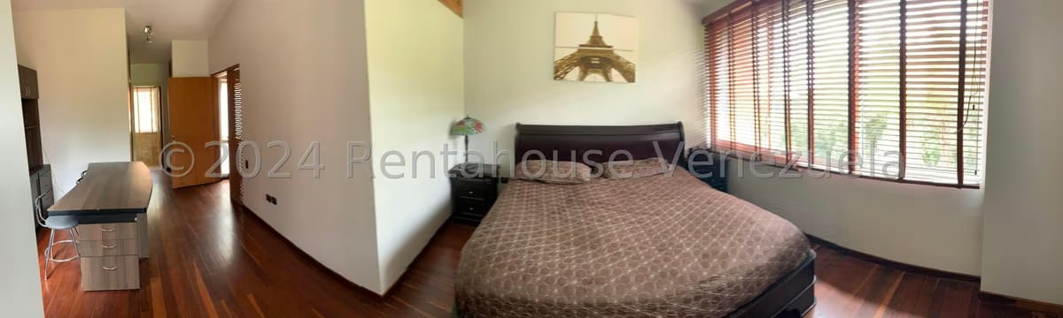 Townhouse (Multiples Niveles) en Alquiler en Los Guayabitos, Distrito Metropolitano - 23