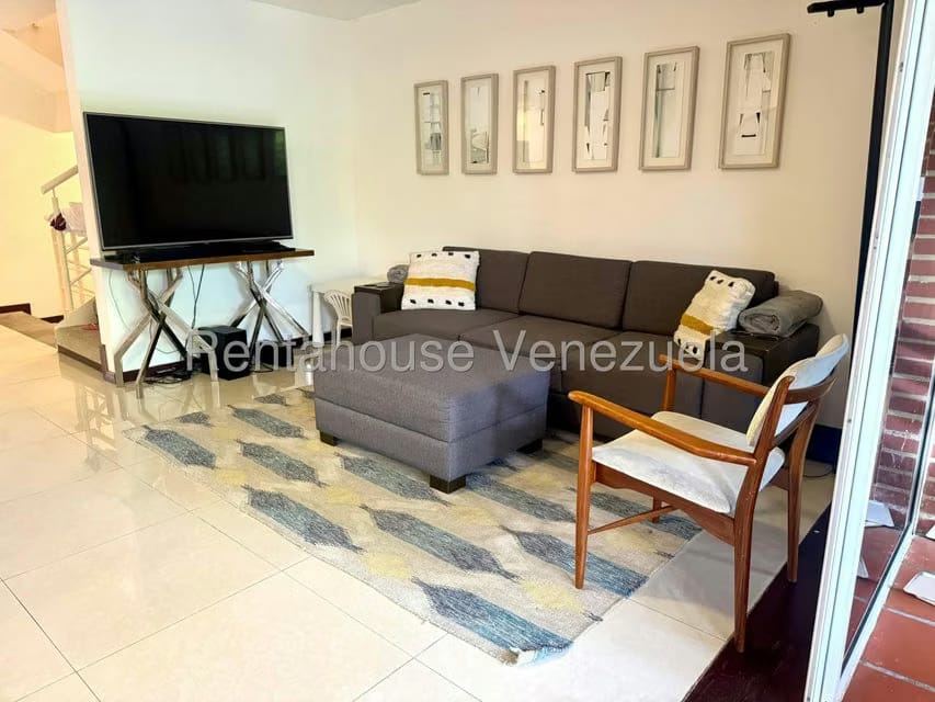 Townhouse (Multiples Niveles) en Venta en La Union, Distrito Metropolitano - 4