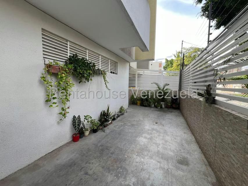 Apartamento (1 Nivel) en Venta en San Jacinto, Aragua - 3