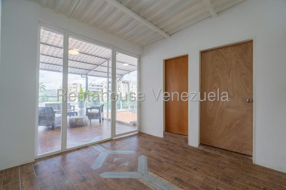 Casa (Multipes Niveles) en Venta en Santa Eduvigis, Distrito Metropolitano - 36