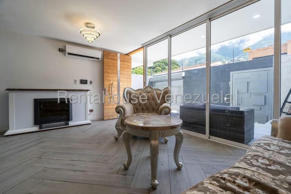 Casa (Multipes Niveles) en Venta en Santa Eduvigis, Distrito Metropolitano - 5