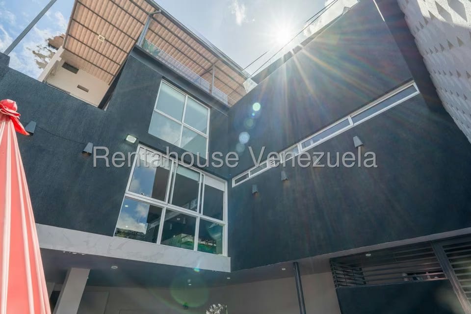 Casa (Multipes Niveles) en Venta en Santa Eduvigis, Distrito Metropolitano - 43
