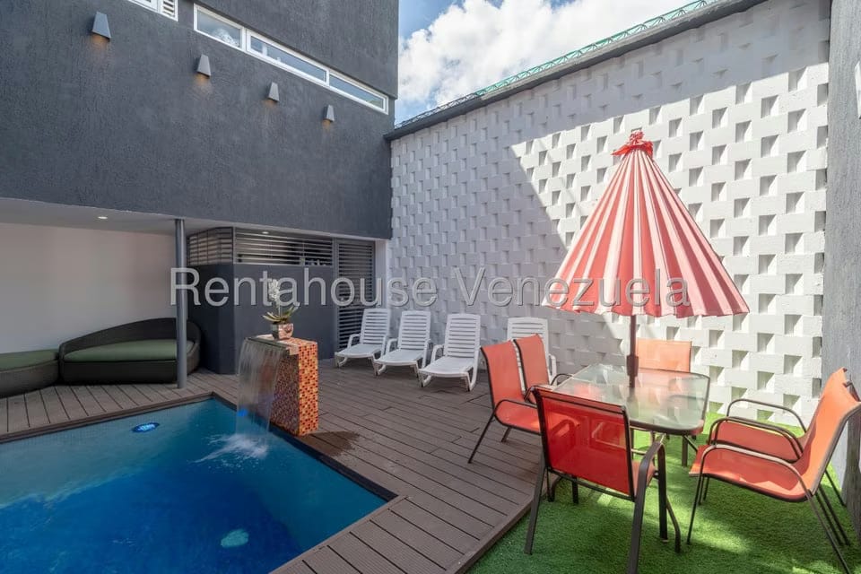 Casa (Multipes Niveles) en Venta en Santa Eduvigis, Distrito Metropolitano - 46