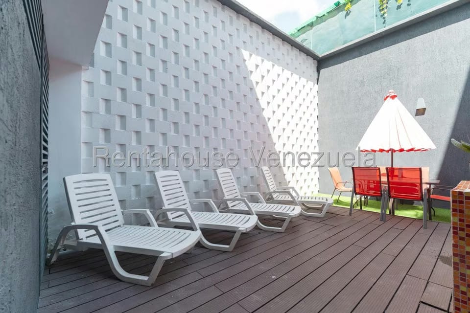 Casa (Multipes Niveles) en Venta en Santa Eduvigis, Distrito Metropolitano - 49