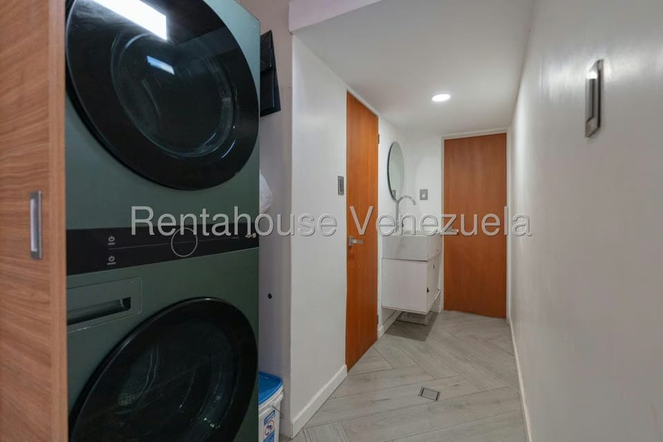 Casa (Multipes Niveles) en Venta en Santa Eduvigis, Distrito Metropolitano - 58