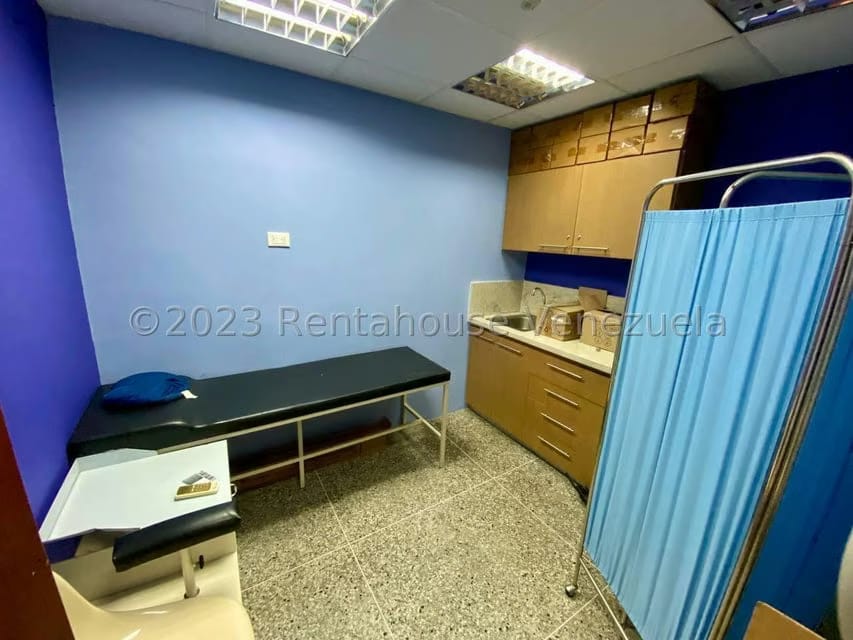 Comercial (Galpon - Deposito) en Venta en Zona Industrial 2, Lara - 83