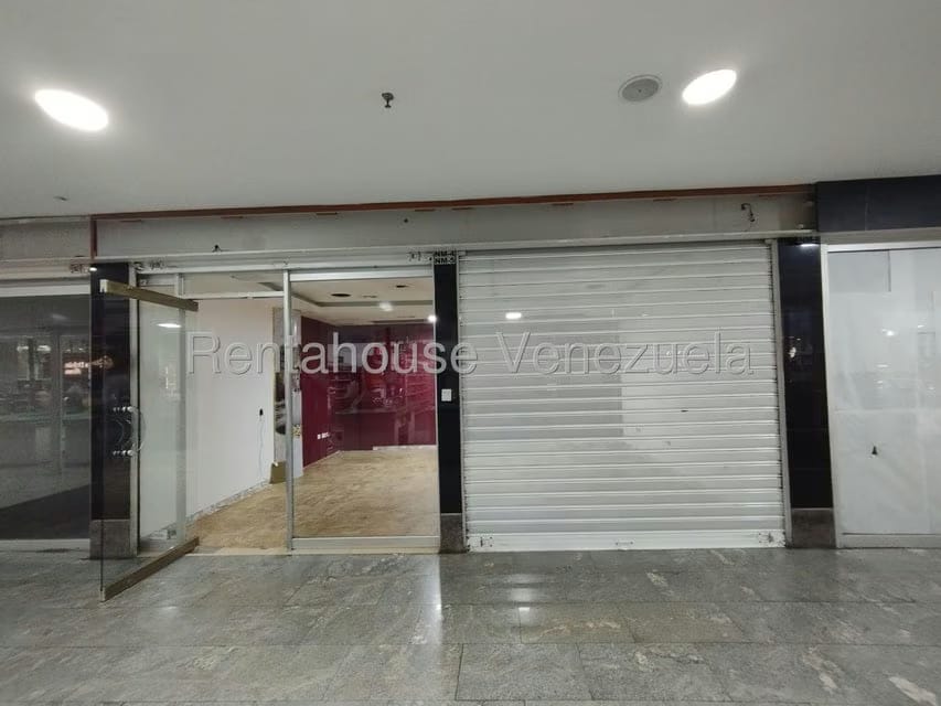Comercial (Local Comercial) en Alquiler en Colinas de Valle Arriba, Distrito Metropolitano