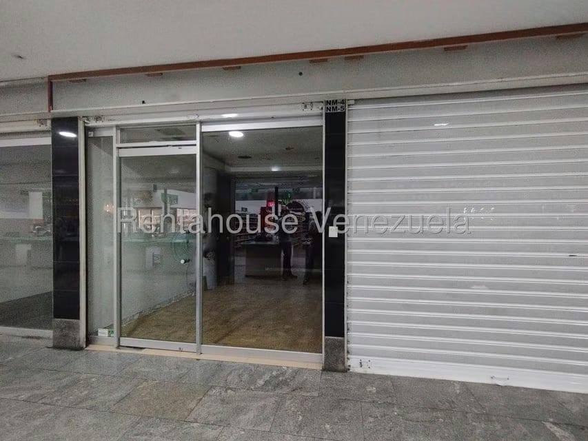 Comercial (Local Comercial) en Alquiler en Colinas de Valle Arriba, Distrito Metropolitano - 13