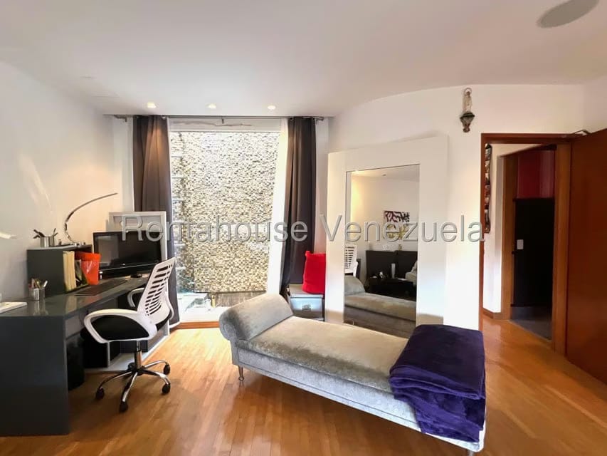 Apartamento (Duplex) en Venta en La Lagunita Country Club, Distrito Metropolitano - 28