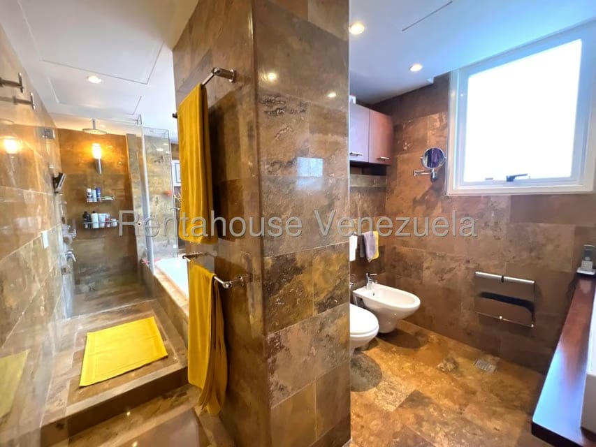 Apartamento (Duplex) en Venta en La Lagunita Country Club, Distrito Metropolitano - 30