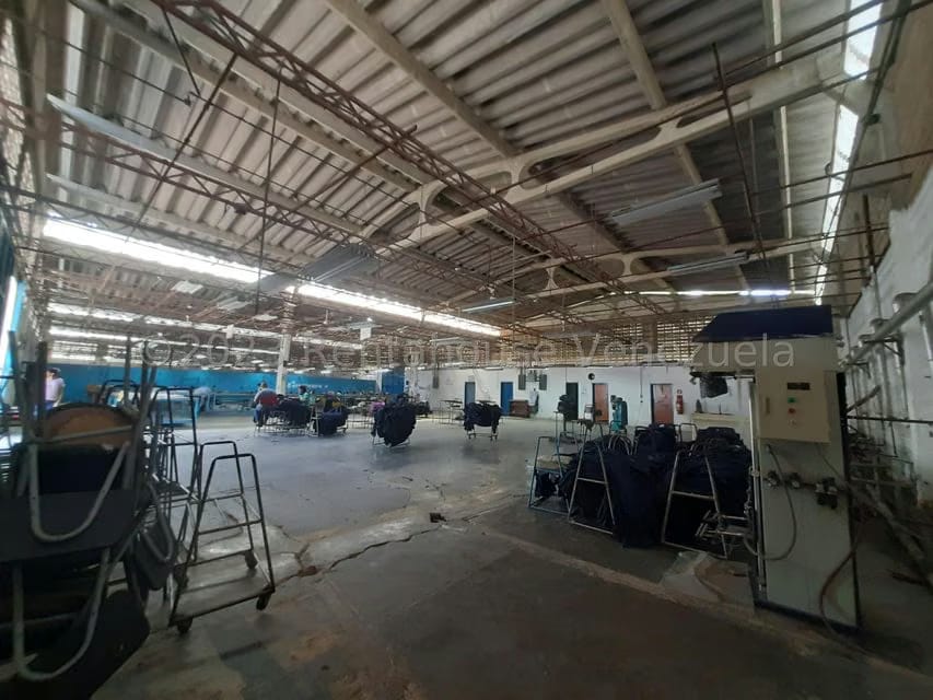 Comercial (Galpon - Deposito) en Venta en Zona Industrial, Guarico - 4