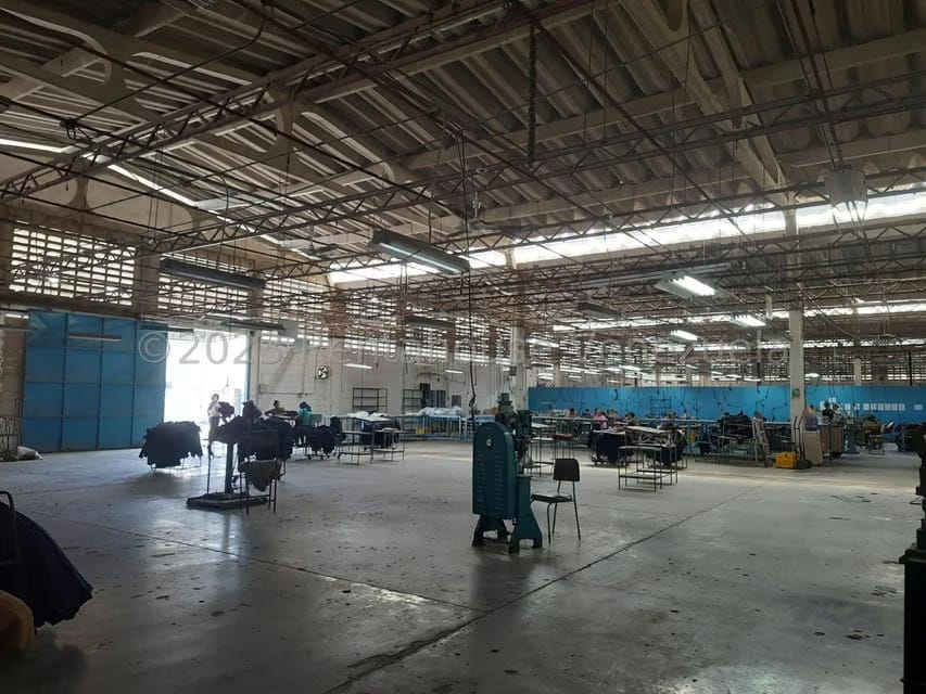 Comercial (Galpon - Deposito) en Venta en Zona Industrial, Guarico - 6