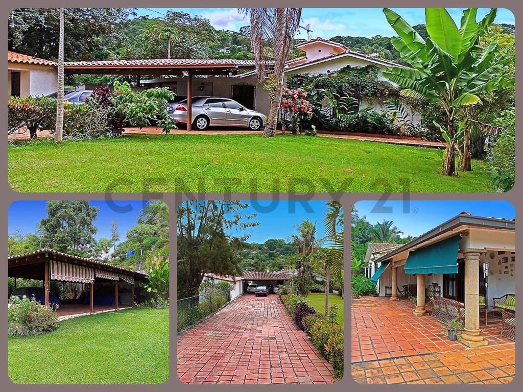 LOS CAMPITOS Hermosa casa de una sola planta y 5.000mt2 de terreno. - 5