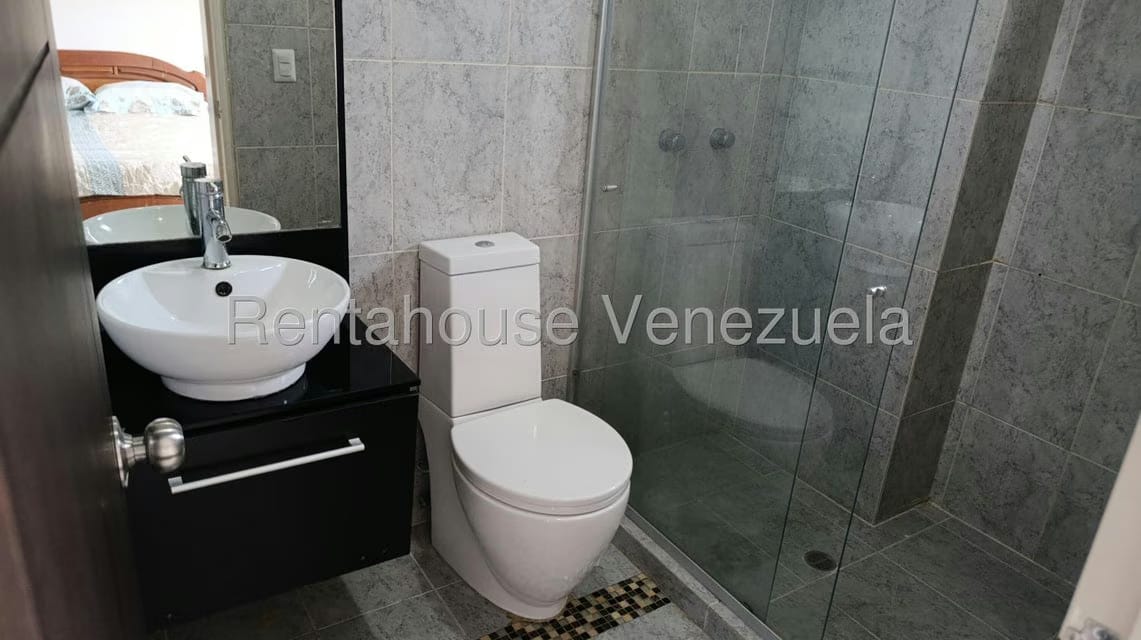 Apartamento (1 Nivel) en Alquiler en La Trigaleña, Carabobo - 14