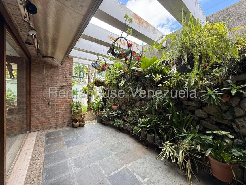 Casa (Multipes Niveles) en Venta en Las Esmeraldas, Distrito Metropolitano - 12