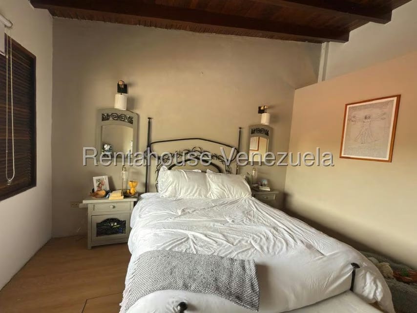 Casa (Multipes Niveles) en Venta en Las Esmeraldas, Distrito Metropolitano - 35