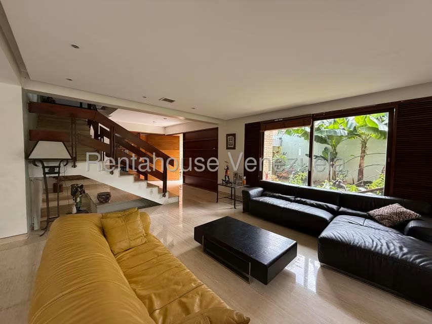 Casa (Multipes Niveles) en Venta en Las Esmeraldas, Distrito Metropolitano - 6