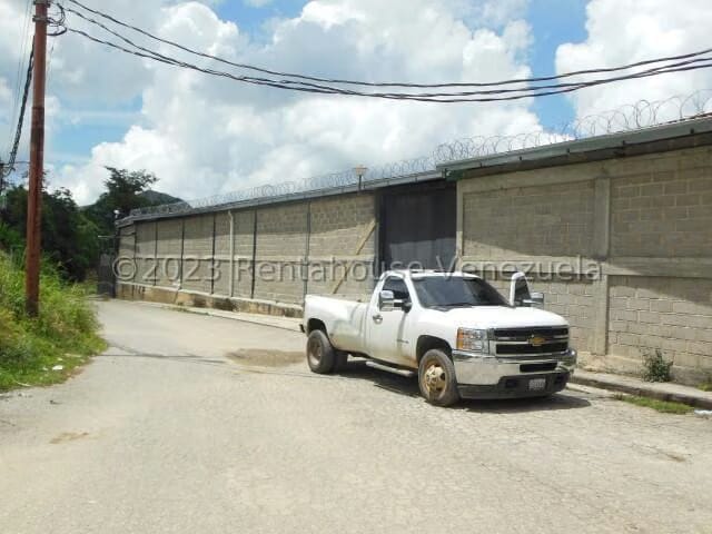 Comercial (Galpon - Deposito) en Venta en Mariche, Distrito Metropolitano - 4