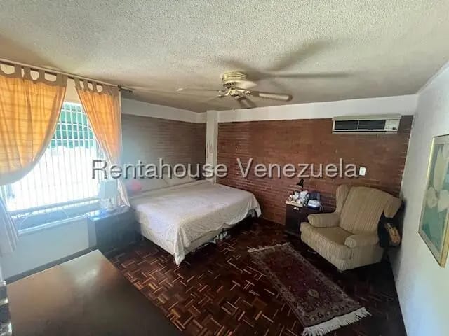 Casa (Duplex) en Venta en Los Naranjos del Cafetal, Distrito Metropolitano - 12