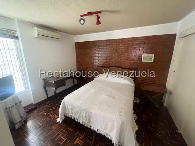 Casa (Duplex) en Venta en Los Naranjos del Cafetal, Distrito Metropolitano - 14