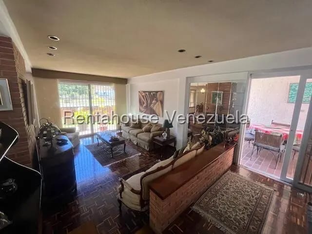 Casa (Duplex) en Venta en Los Naranjos del Cafetal, Distrito Metropolitano - 3