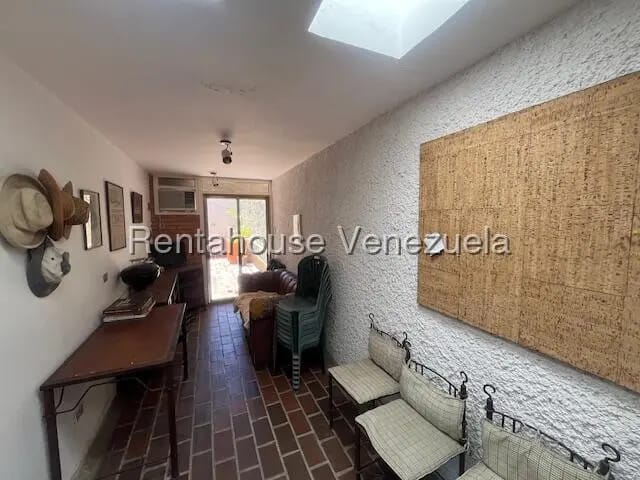 Casa (Duplex) en Venta en Los Naranjos del Cafetal, Distrito Metropolitano - 7