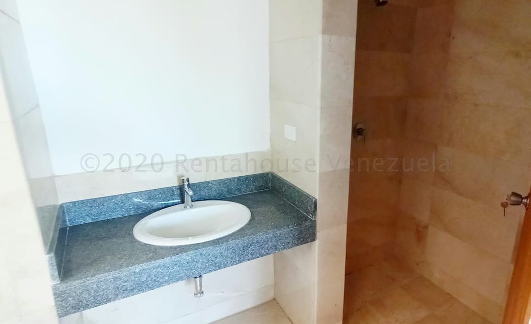Apartamento (1 Nivel) en Venta en La Lagunita Country Club, Distrito Metropolitano - 15