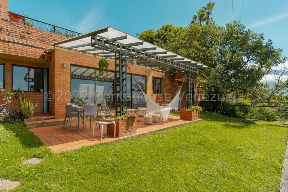 Casa (1 Nivel) en Venta en Cerro Verde, Distrito Metropolitano - 34