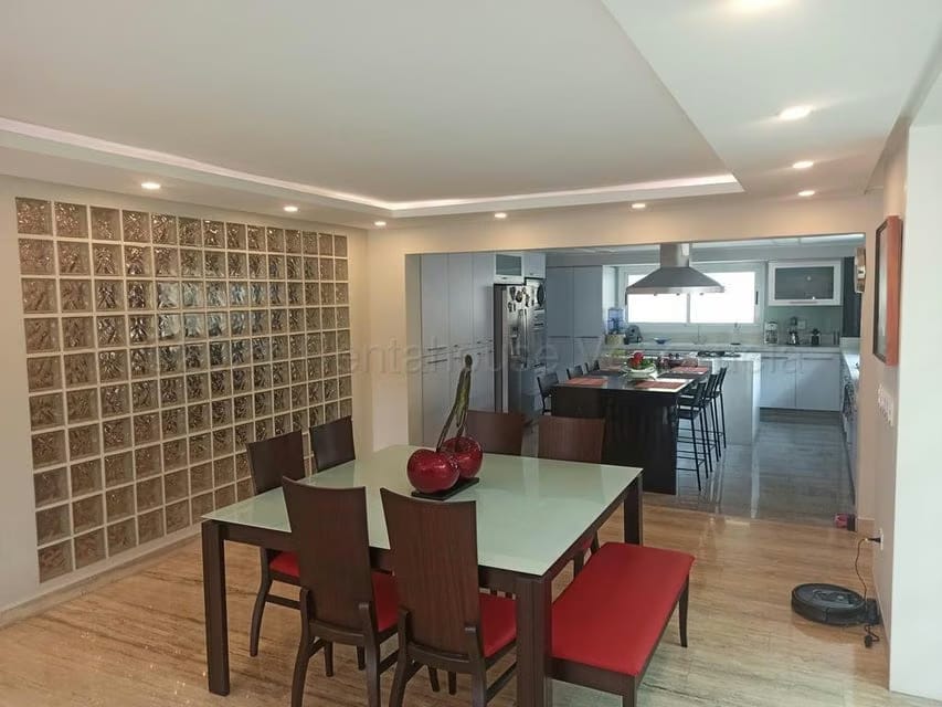 Casa (1 Nivel) en Venta en La Rosaleda, Miranda - 11