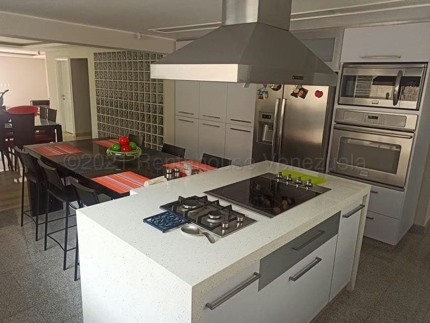 Casa (1 Nivel) en Venta en La Rosaleda, Miranda - 16