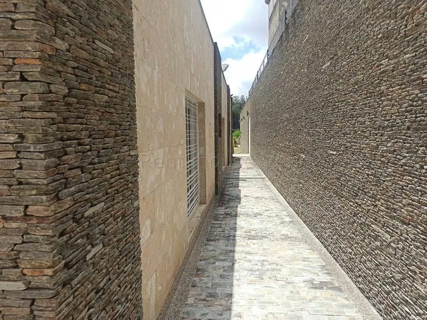 Casa (1 Nivel) en Venta en La Rosaleda, Miranda - 48