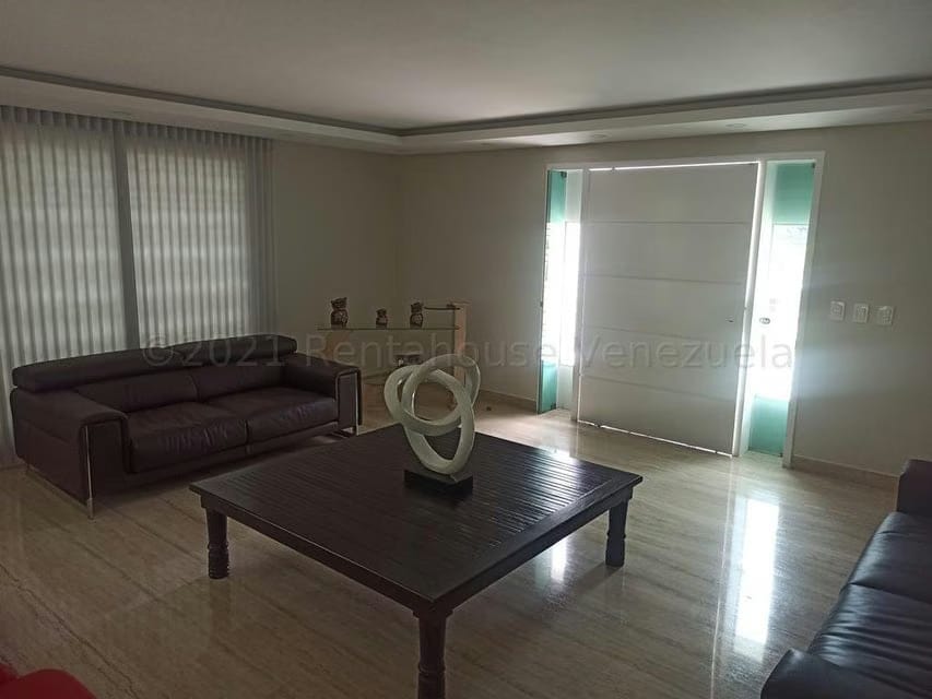 Casa (1 Nivel) en Venta en La Rosaleda, Miranda - 8