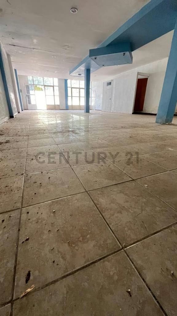En venta propiedad Comercial y residencial en la Zona Central de Pariaguan - 7