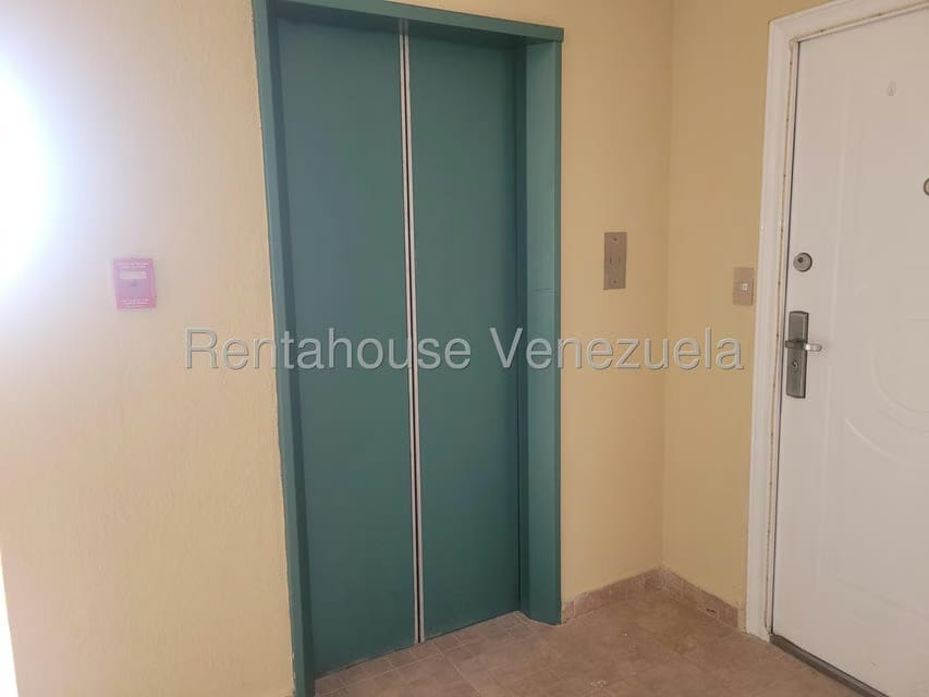 Apartamento (1 Nivel) en Alquiler en Casacoima, Falcon - 2