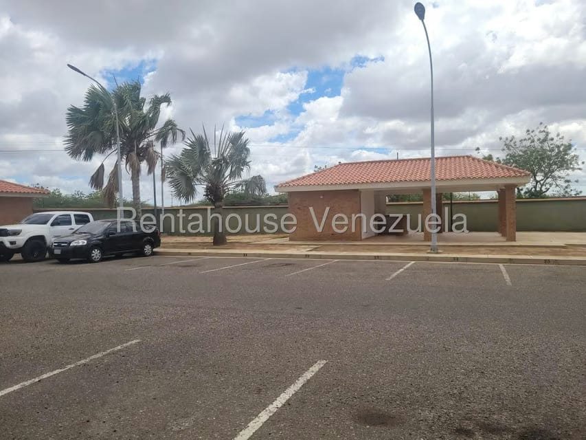 Apartamento (1 Nivel) en Alquiler en Casacoima, Falcon - 21