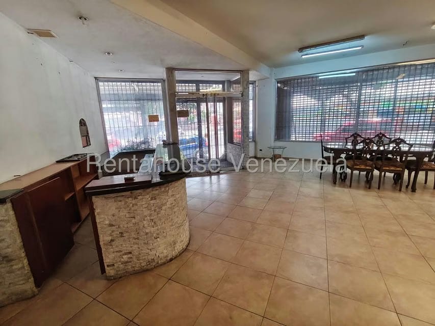 Comercial (Edificio) en Alquiler en La Florida, Distrito Metropolitano - 6