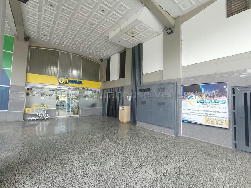 Comercial (Oficina) en Alquiler en Andres Bello, Aragua - 3