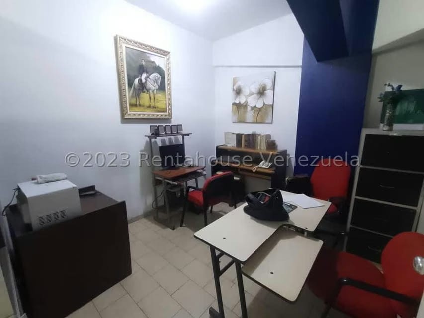 Comercial (Oficina) en Alquiler en Andres Bello, Aragua - 10