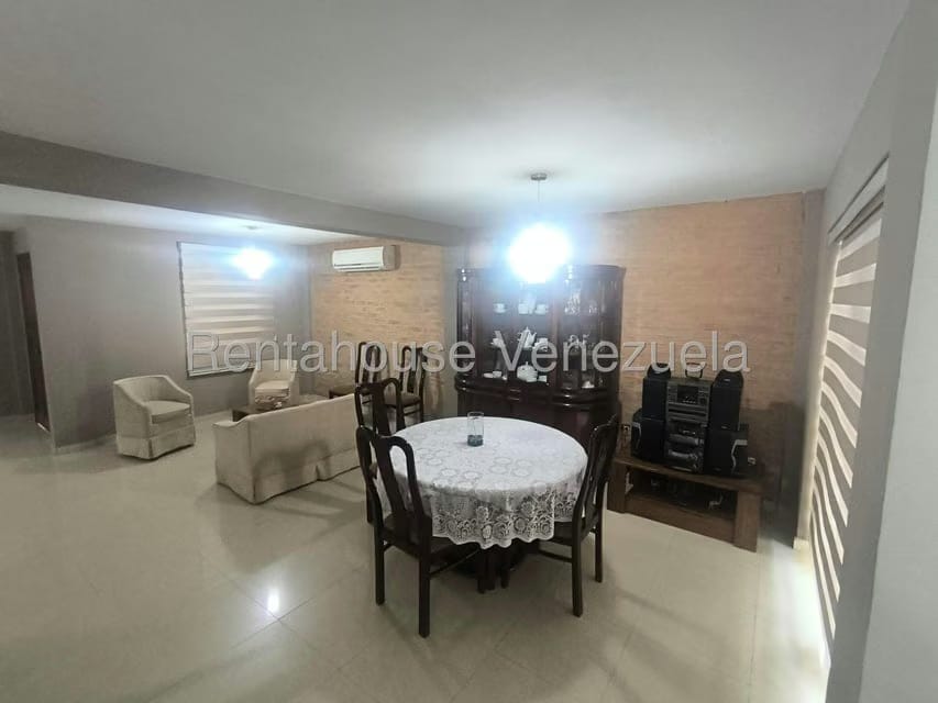 Casa (Duplex) en Venta en La Josefina II, Carabobo - 11