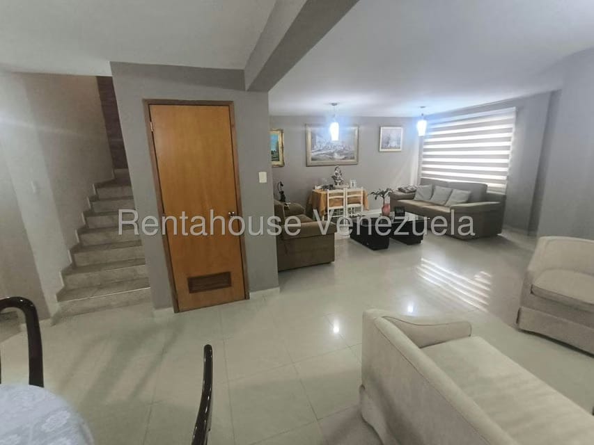 Casa (Duplex) en Venta en La Josefina II, Carabobo - 27